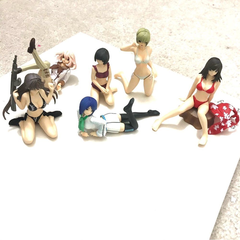 Yujin SR Series Part 2 Full Set Of Anime Bikini Figure Girls